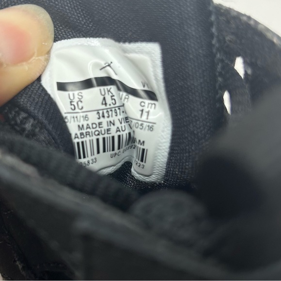 Jordan True Flight Toddler size 5c - Picture 3 of 7